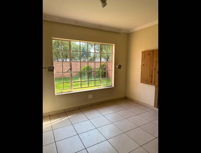 2 BEDROOM SECTIONAL TITLE FOR SALE IN EQUESTRIA